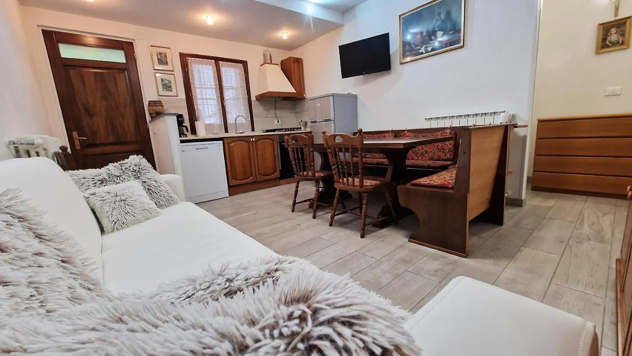 6 Posti Letto, Piste Da Scii, Parcheggio Gratis location